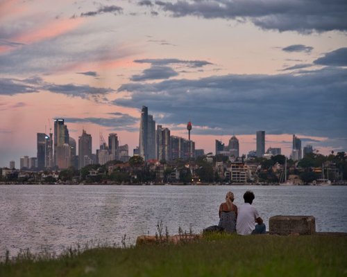 Australian city waterfront leisure and lifestyle in daylight