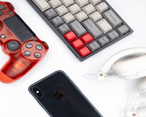 Smartphone presenting a fictional beginner-friendly gaming demonstration layout